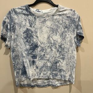 Lululemon Blue and White Marble Shirt